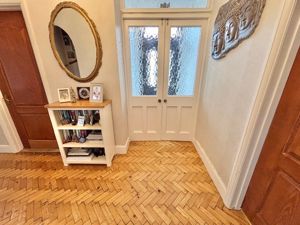 Entrance hall- click for photo gallery